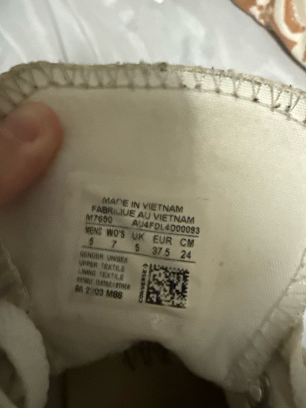 Converse White Sneakers Interior Tag